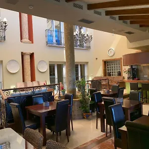 San Francisco 3*, Marbella España
